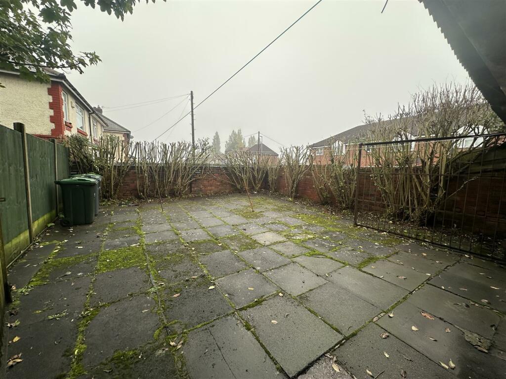 Additional image 25 of Causeway Green Road, Oldbury