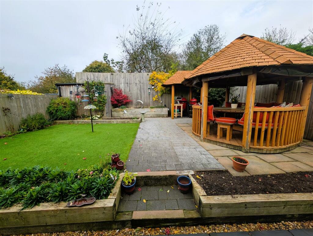 Additional image 7 of Higgs Field Crescent, Cradley Heath