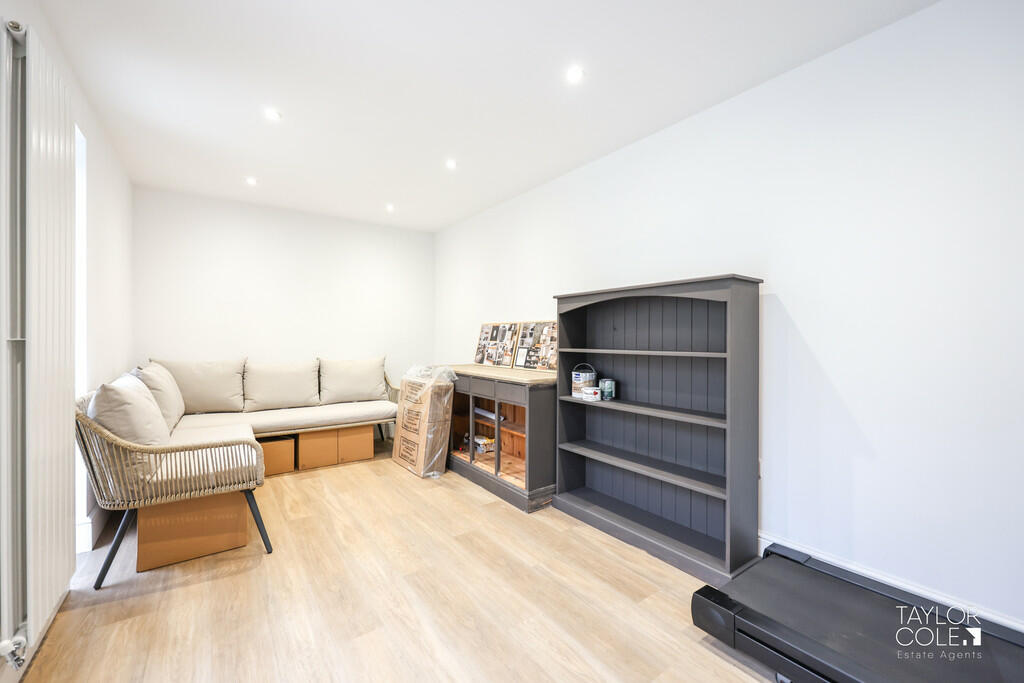 Additional image 28 of Tamworth Road, Amington