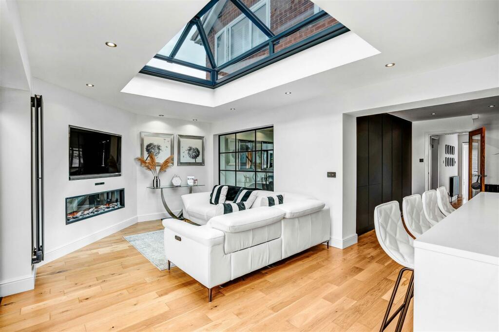 Additional image 11 of Hollyfield Road, Sutton Coldfield