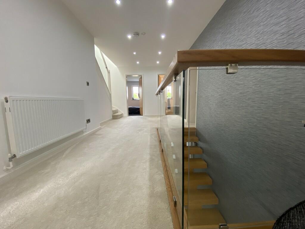 Additional image 19 of Malthouse Lane, Earlswood