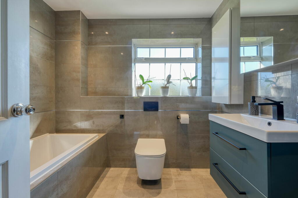 Additional image 19 of St. Francis Avenue, Solihull, B91 1EB