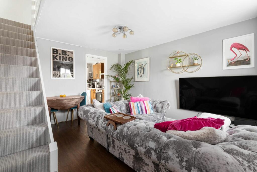 Additional image 5 of Devonish Close, Alcester, B49