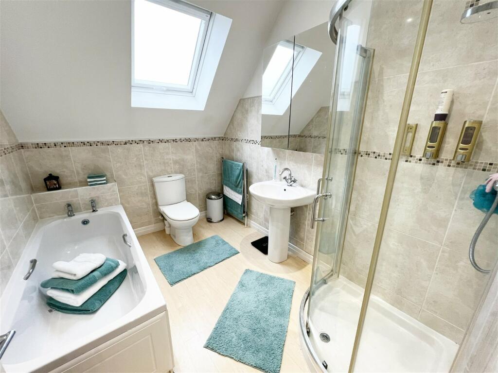 Additional image 21 of Birchy Close, Dickens Heath, Solihull