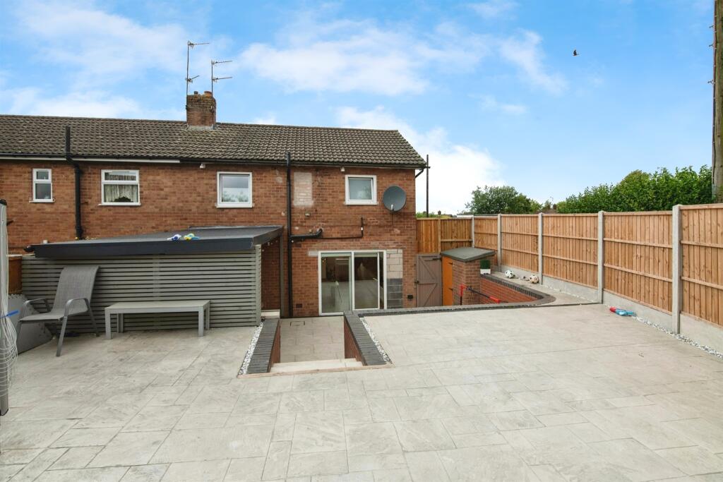 Additional image 10 of Selkirk Close, West Bromwich