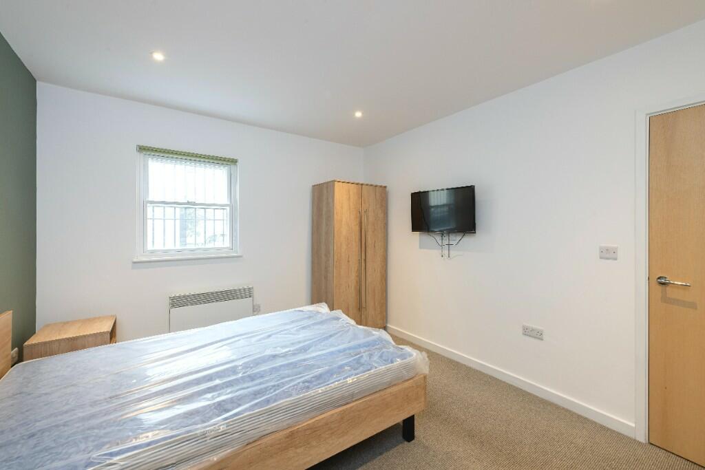 Additional image 5 of Ambry House. St. James's Parade, Bath, Somerset, BA1