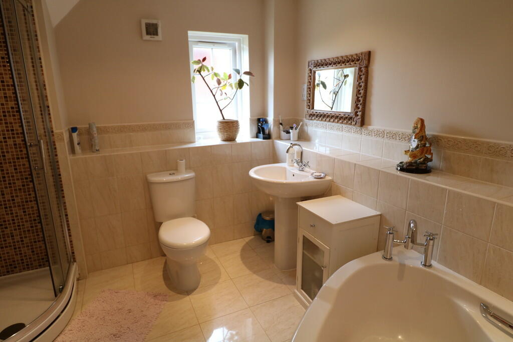 Additional image 9 of Warren Close, Earlswood