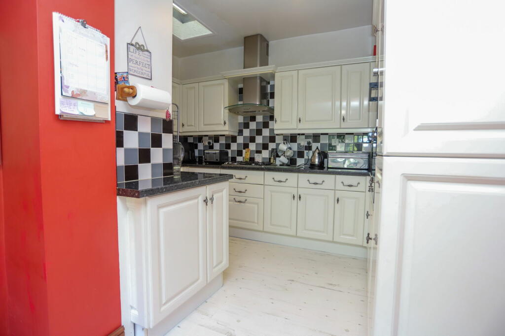 Additional image 6 of Middlefield Avenue, Halesowen, B62 9QJ