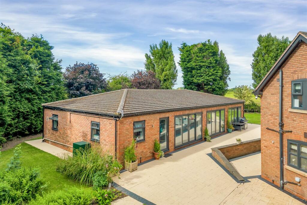 Additional image 25 of Oak Tree House, Scotland Lane, Harlaston, B79