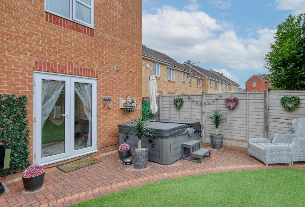 Additional image 10 of Vale Grove, Breme Park, Bromsgrove, B60 3GE