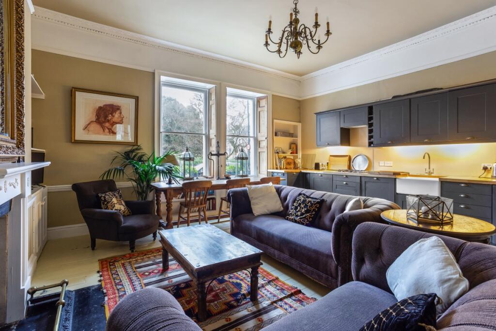 Additional image 3 of Beaufort East Bath BA1