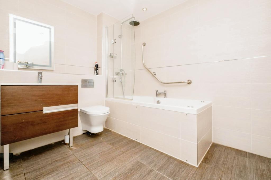 Additional image 11 of Warwick Road, Solihull