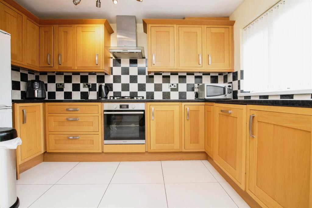 Additional image 2 of Farhill Close, West Bromwich