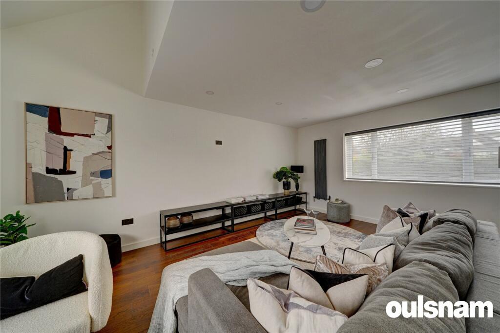 Additional image 4 of Redditch Road, Hopwood, Alvechurch, Birmingham, B48