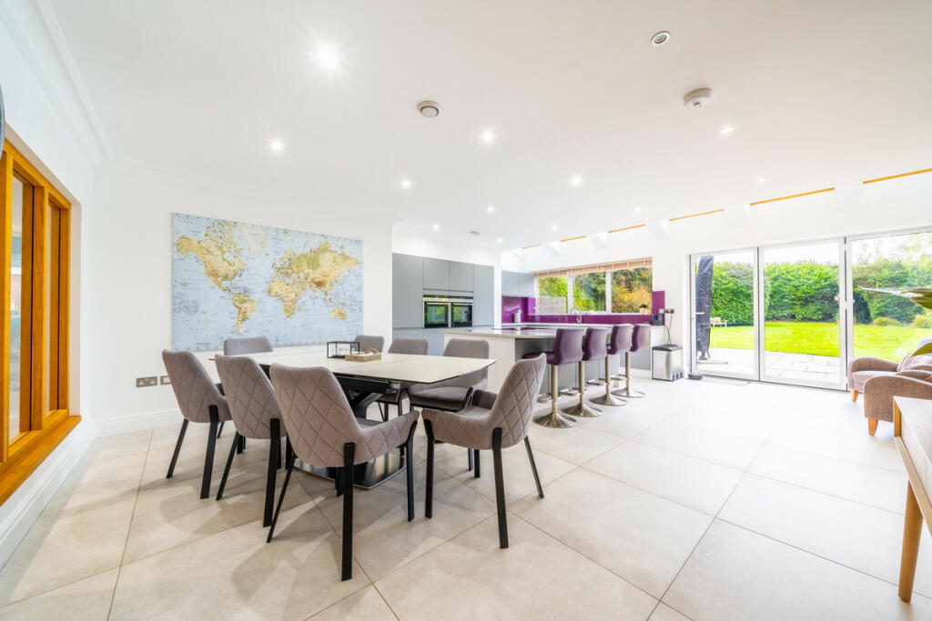 Additional image 9 of Whitefields Road, Solihull, B91 3NY