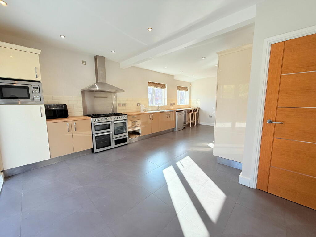 Additional image 6 of Stockley Crescent, Shirley