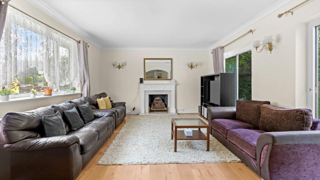 Additional image 3 of Alder Park Road, Solihull, B91 1NU