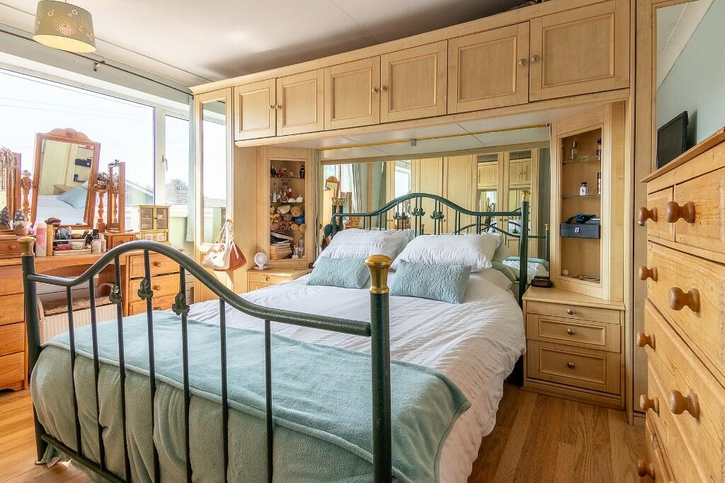 Additional image 22 of Meadow Close, B94