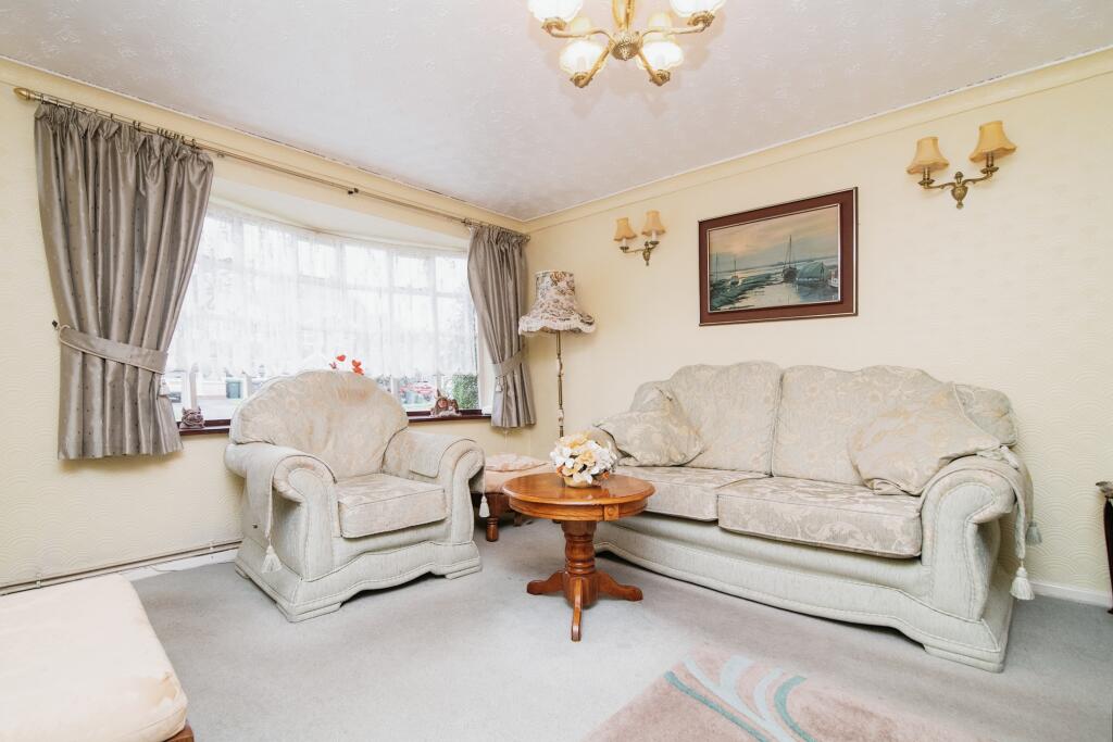 Additional image 3 of Muirfield Crescent, Oldbury, B69