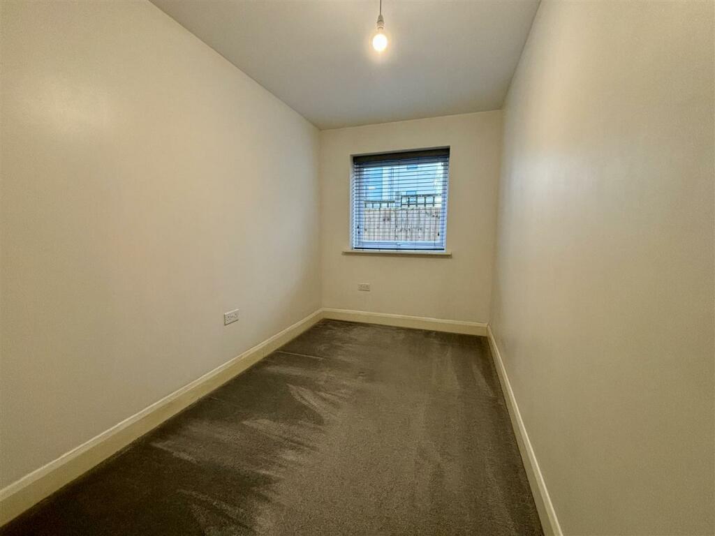 Additional image 5 of Victoria Crescent, Shirley