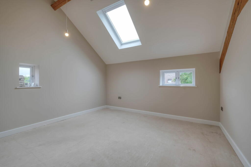 Additional image 5 of 7 Lion & Lamb Barns, Droitwich Road, Bradley Green B96 6RP