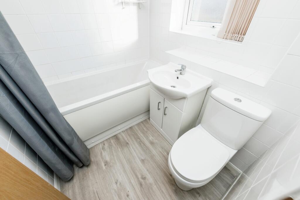 Additional image 8 of Lawrence Court, Tamworth, Staffordshire, B79