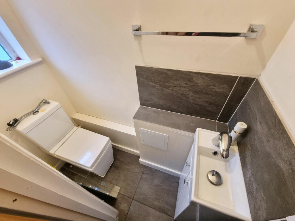 Additional image 8 of Solihull Road, Shirley