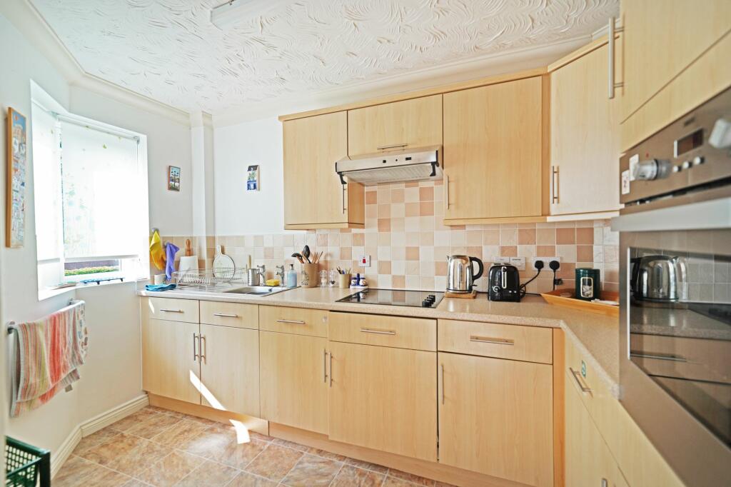 Additional image 6 of Warwick Road, Tudor Lodge, B92