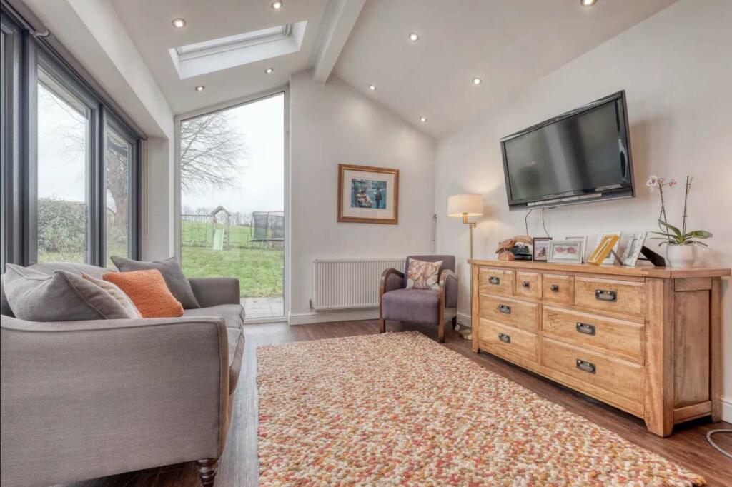 Additional image 4 of Hill Rise View, Lickey End, Bromsgrove, B60 1GA