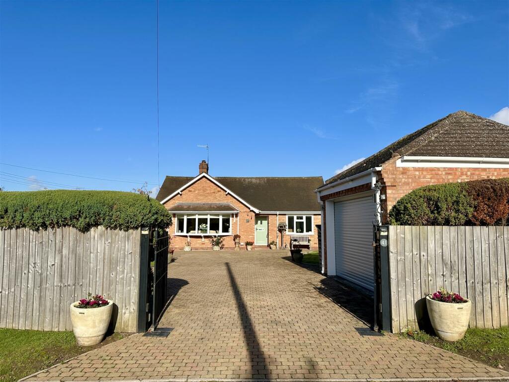 Additional image 3 of Oak Tree Lane, Cookhill, Alcester