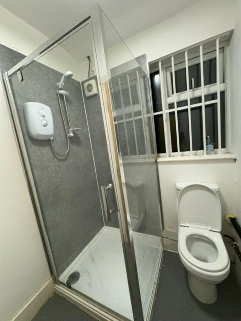 Additional image 8 of Stratford Road, Shirley