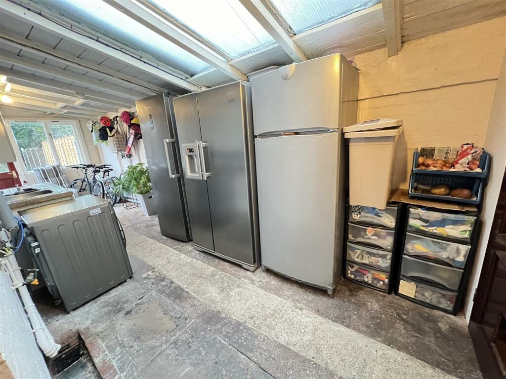 Additional image 14 of Peak House Road, Great Barr, Birmingham