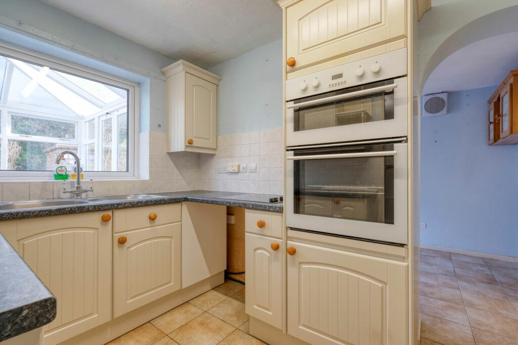 Additional image 5 of Snowshill Close, Church Hill North, Redditch B98 8RG