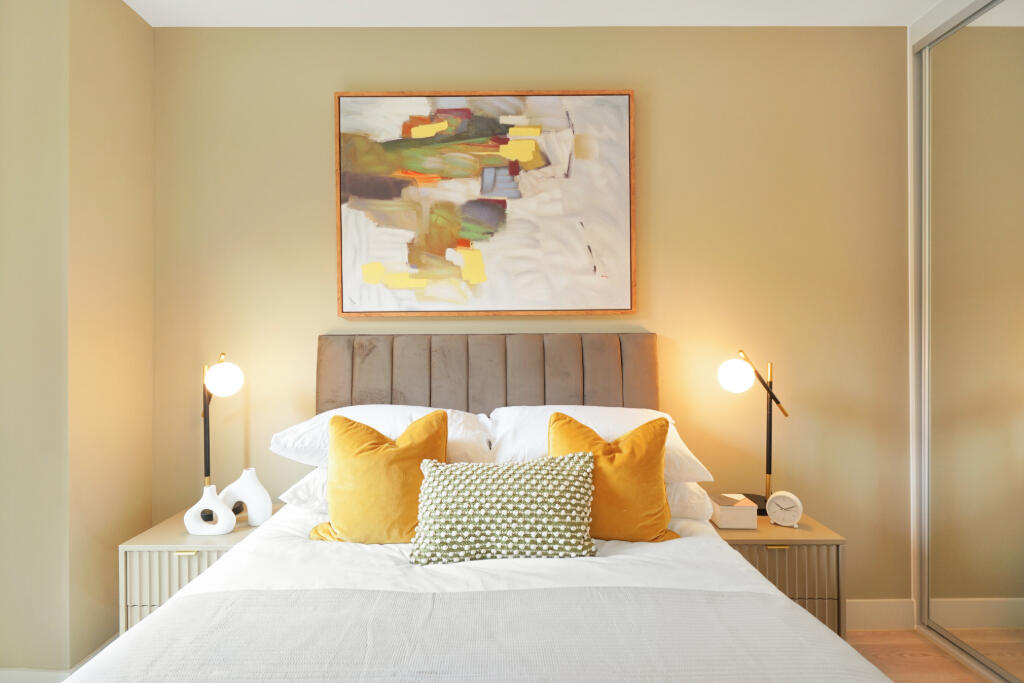 Additional image 16 of Guild Point