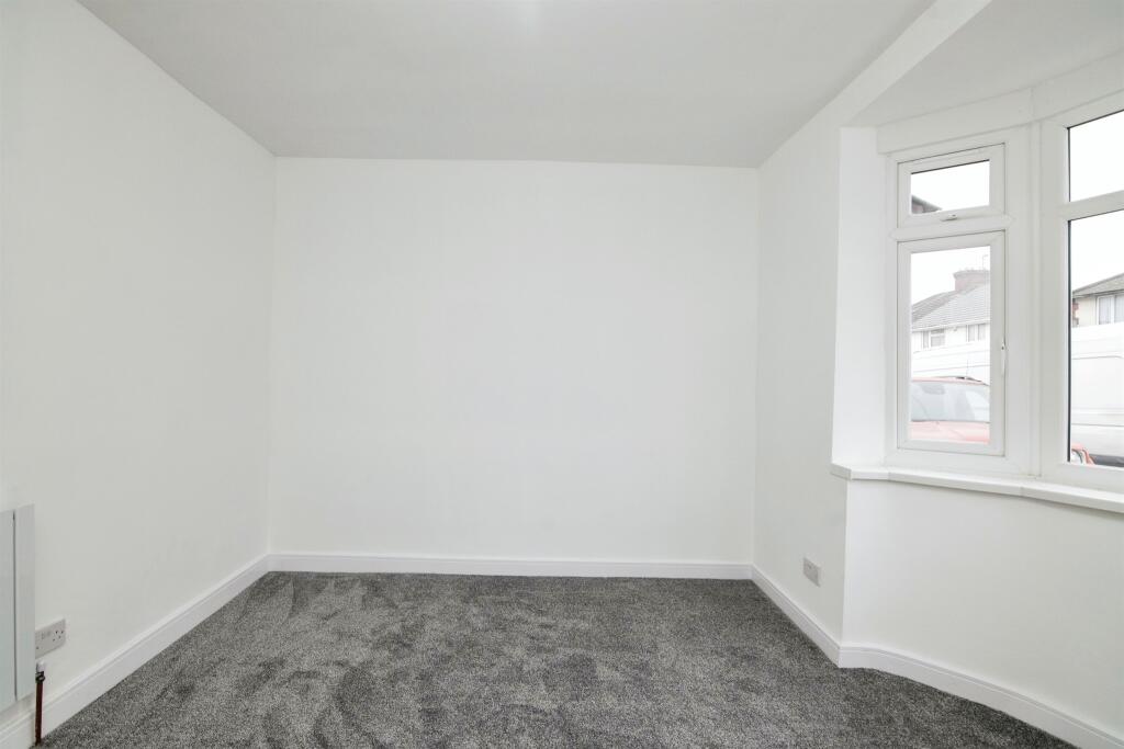 Additional image 8 of Springfield Crescent, West Bromwich