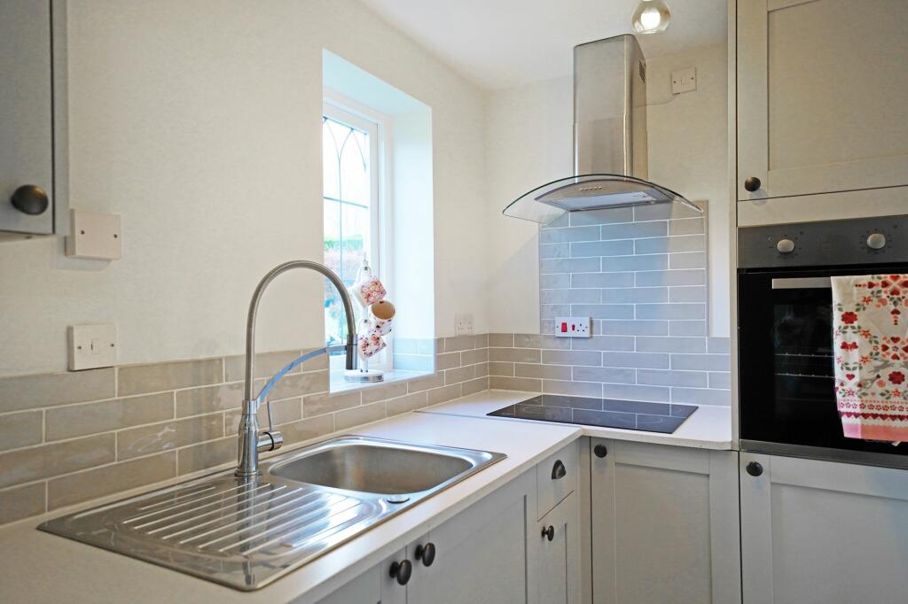 Additional image 14 of Yew Tree Close, Lapworth, B94