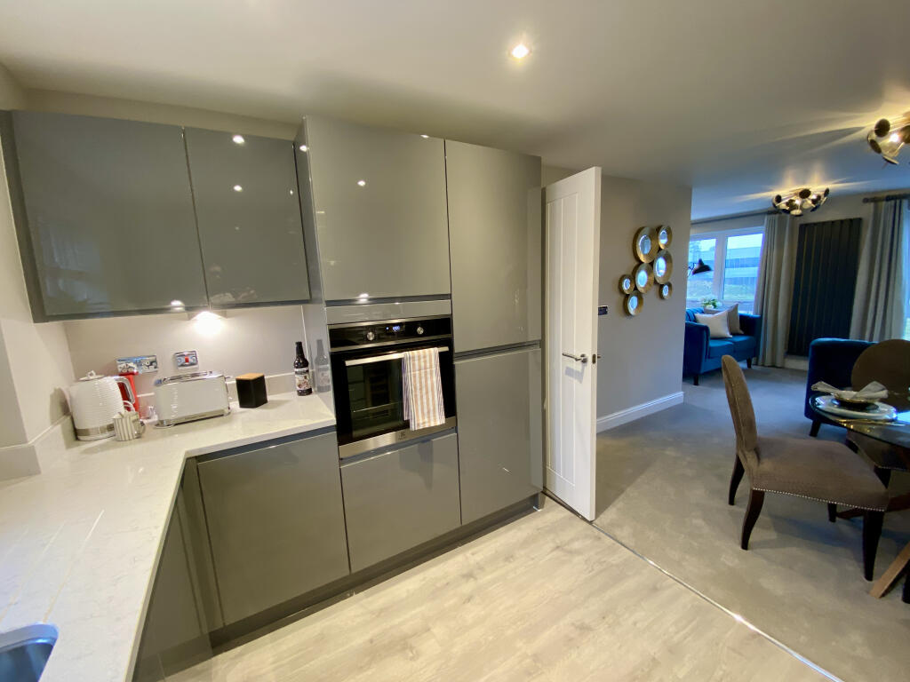 Additional image 4 of Oakhurst Village,
Stratford Road, 
West Midlands, 
Shirley, 
West Midlands, 
B90 4DY