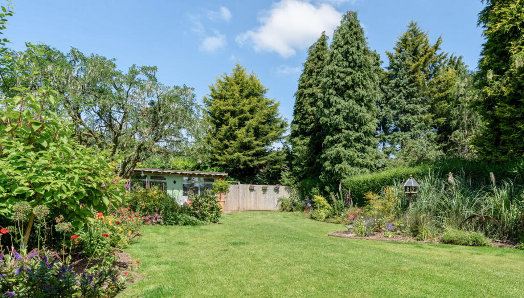 Additional image 26 of Blackwell Road, Barnt Green, Birmingham