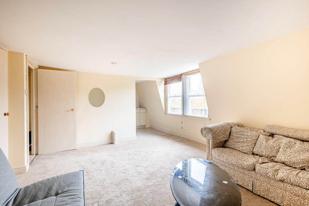 Additional image 3 of Beaufort East, Bath