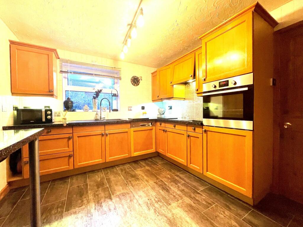 Additional image 9 of Stable Croft, West Bromwich, B71