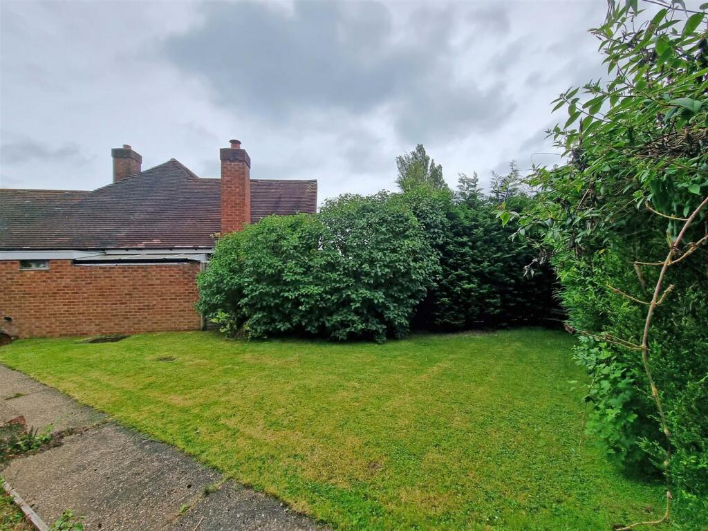 Additional image 8 of Meadow Road, Wythall