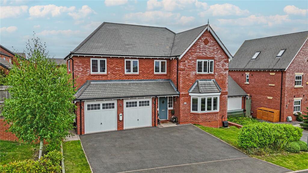 Willowherb Close, Tamworth, B79
