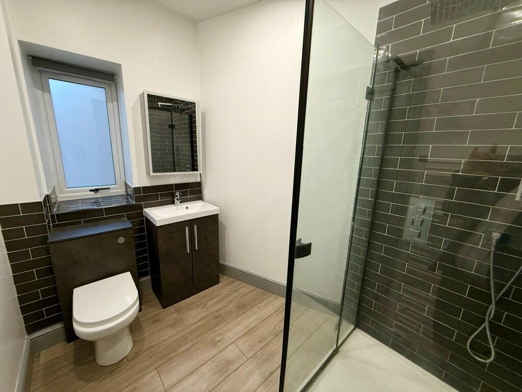 Additional image 10 of Vineys Yard, Bruton, Somerset, BA10