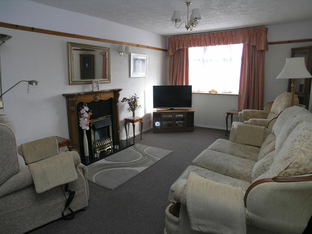 Additional image 2 of ROWLEY REGIS, Hillfield Walk