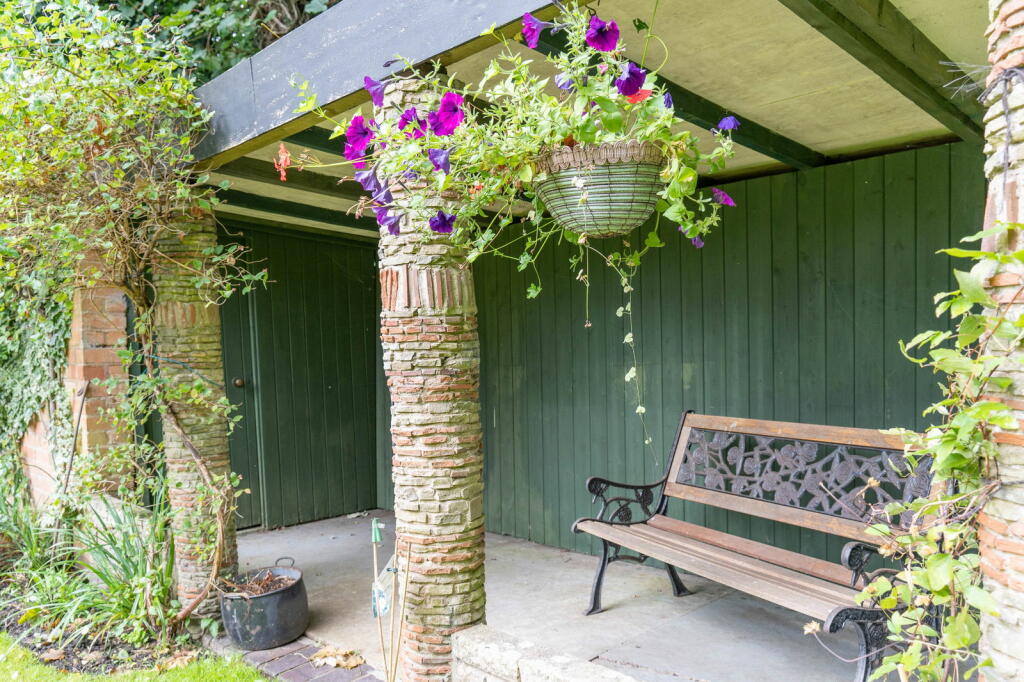 Additional image 16 of Groveley Lane, Cofton Hackett, B45 8UA