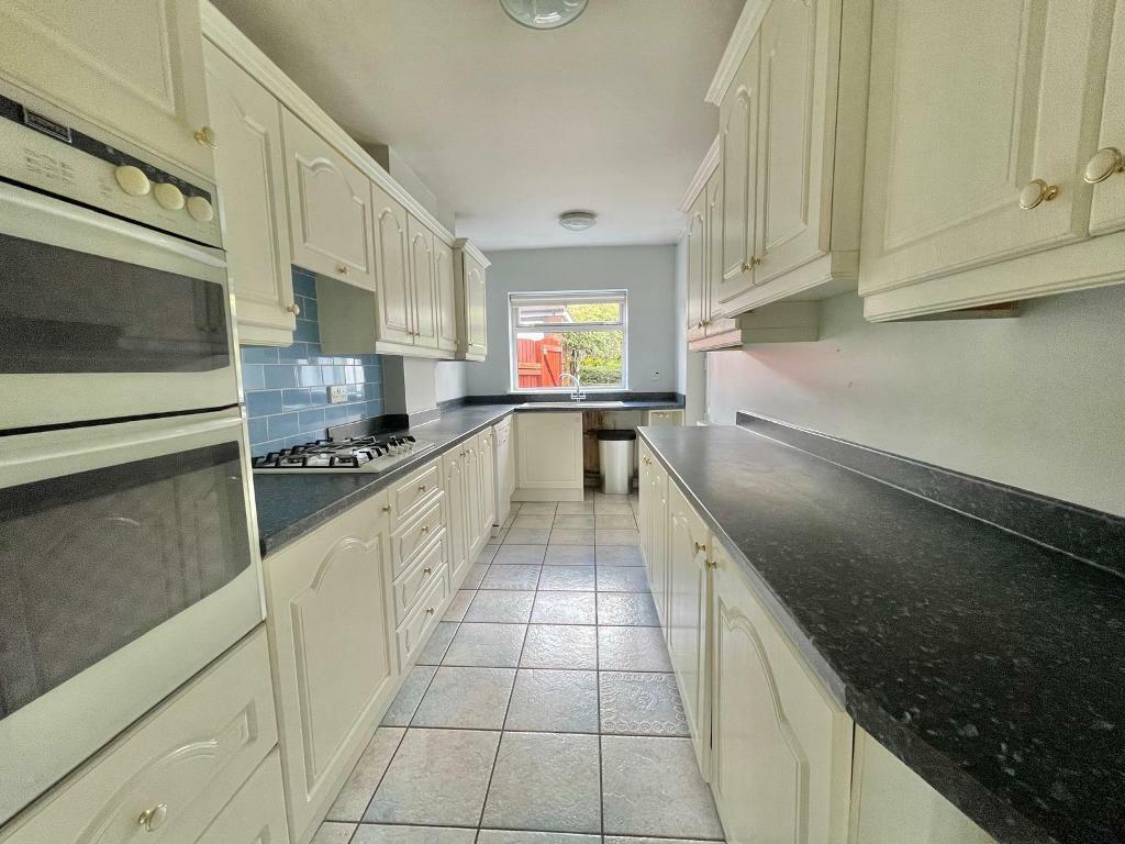 Additional image 6 of Rayford Drive, West Bromwich, B71 3QW