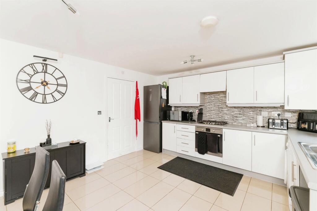 Additional image 3 of Pel Crescent, Oldbury