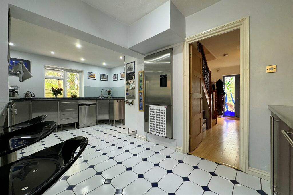 Additional image 5 of School Lane, Northend