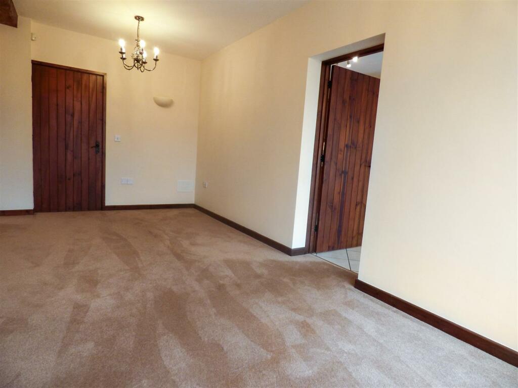 Additional image 13 of Main Street, Clifton Campville