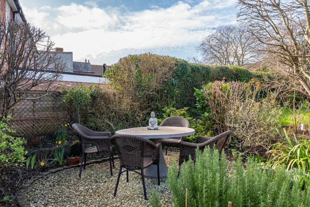 Additional image 31 of High Street, Henley-in-Arden, Warwickshire, B95